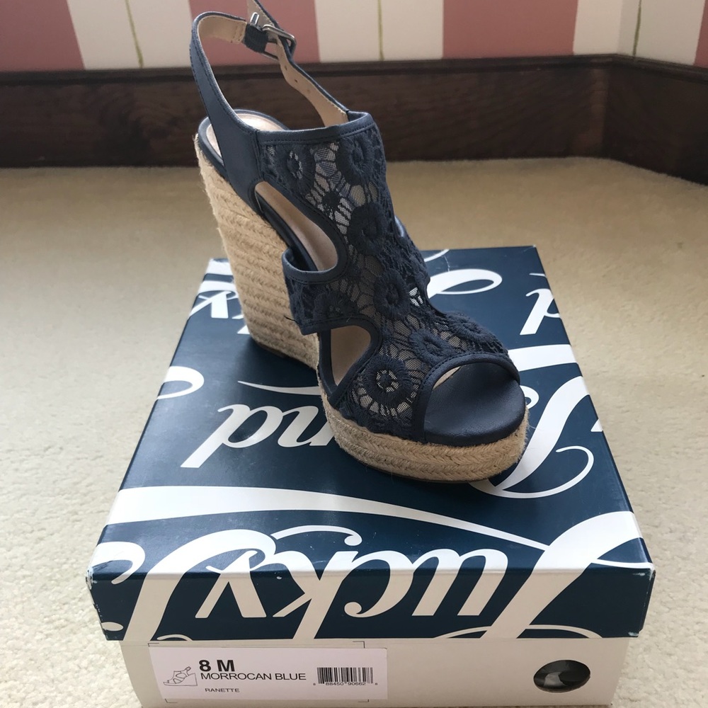 Navy Blue Eyelet Lace Wedge